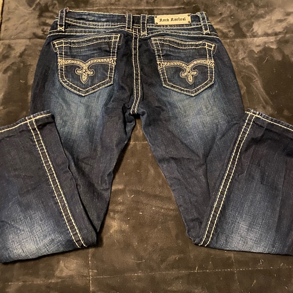 Rock Revival size 32